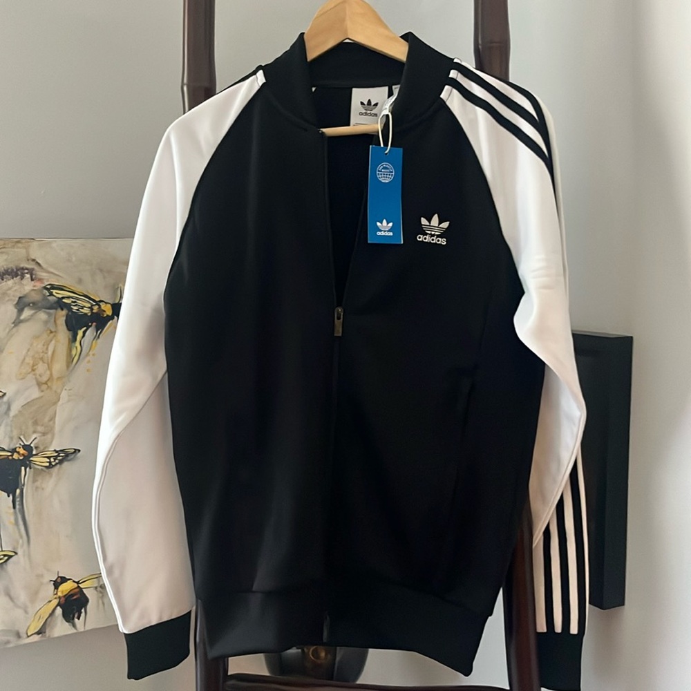 🆕🏷️ Adidas Jacket